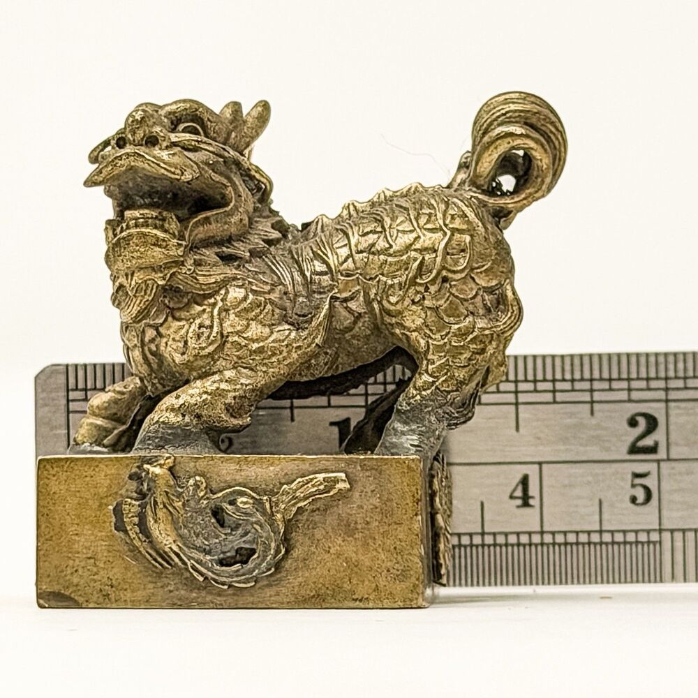 Vintage Brass Foo Dog Figurine Heavy Mini Asian Guardian Lion Statue - Picture 8 of 9